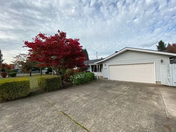 1914 Lomond Ave, Springfield, OR 97477