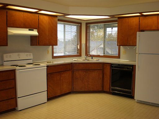 2nd image of 1217 R St APT 8
