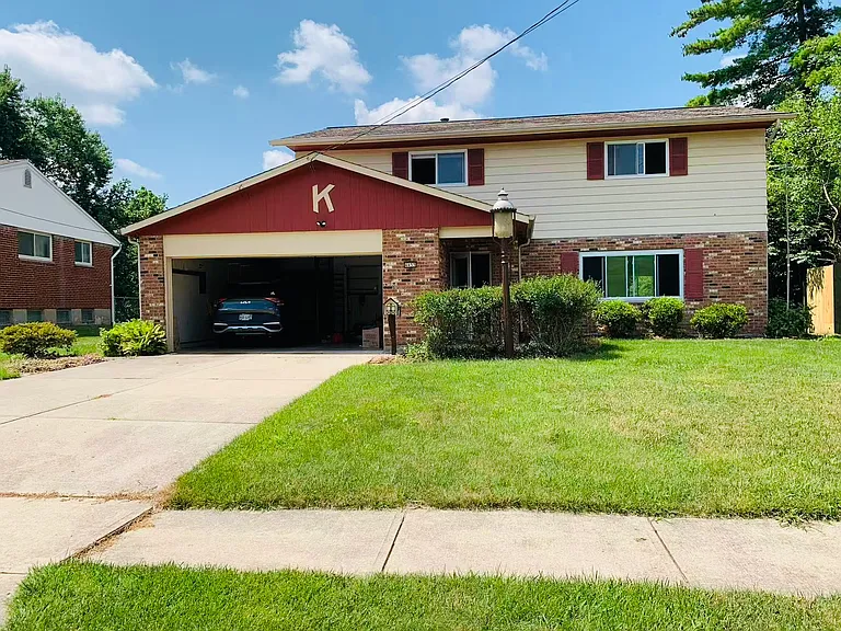 4455 Cloverhill Ter — Photo 1