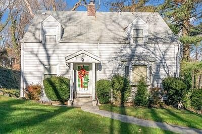 1st image of 25 Joan Avenue