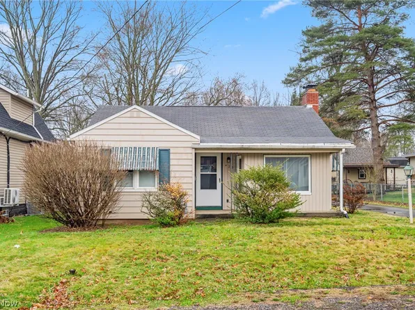 423 S 14th St, Sebring, OH 44672