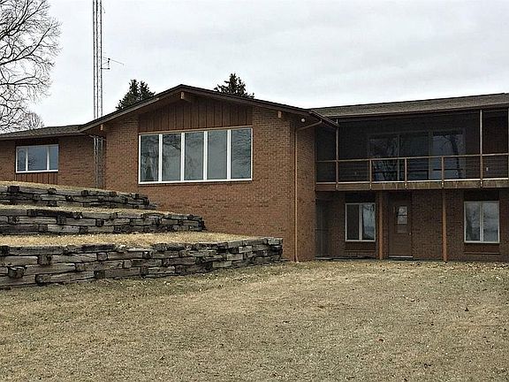 2nd image of 127 Mallard Dr
