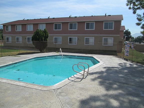 3rd image of 7862 Lankershim Ave APT 201