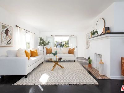 3111 Hamilton Way, Los Angeles, CA, 90026