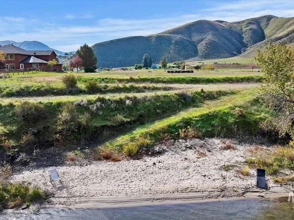 7 Mikylar Way, Horseshoe Bend, ID 83629