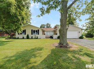 300 E Southwind Rd, Springfield, IL 62703