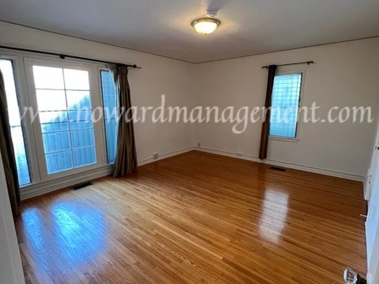 01445CA — Photo 25