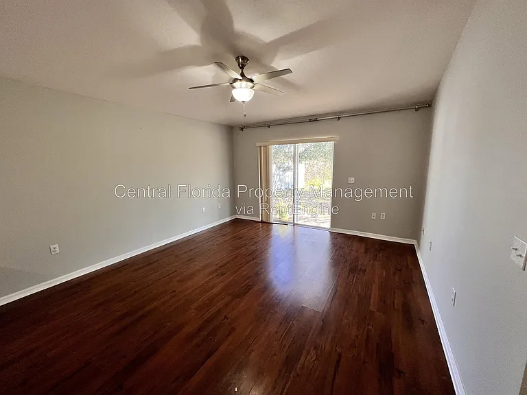 5647 Sycamore Canyon Dr — Photo 5