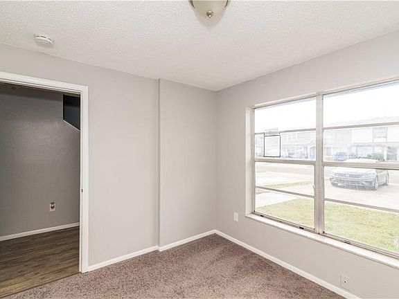 3rd image of 14029 Village View Dr