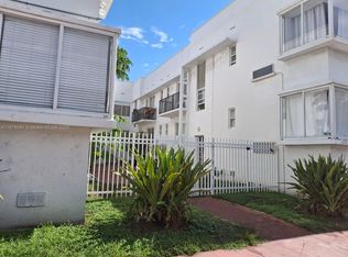 320 80th St APT 10, Miami Beach, FL 33141