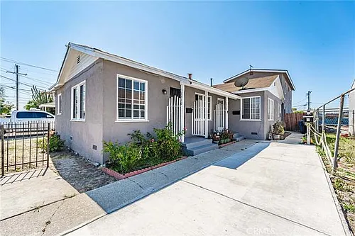 1510 Del Amo Blvd #1 Photo 1