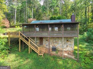 421 Salem Valley Rd, Mineral Bluff, GA 30559