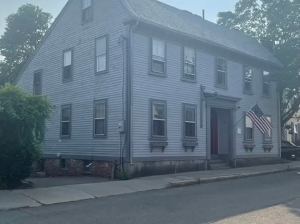 9 State St Suite 4, Marblehead, MA 01945
