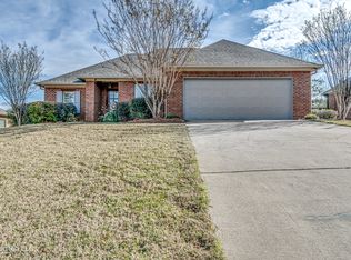 810 Willow Grande Cir, Brandon, MS 39047