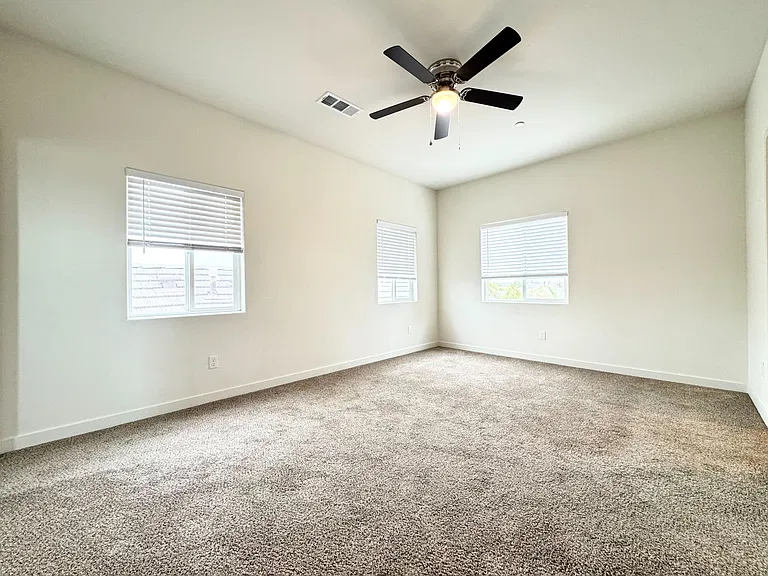 8621 Frankie Lou St #B — Photo 14