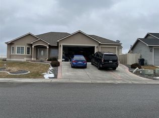 6405 Turf Paradise Dr, Pasco, WA