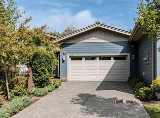 5644 Linley Valley Dr #103, Nanaimo, BC V9T 0K1