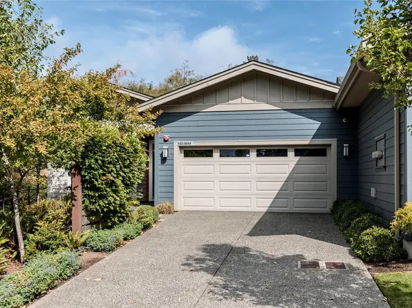 5644 Linley Valley Dr #103, Nanaimo, BC V9T 0K1