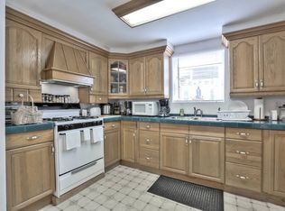 18 Haven Dr, Daly City, CA 94014