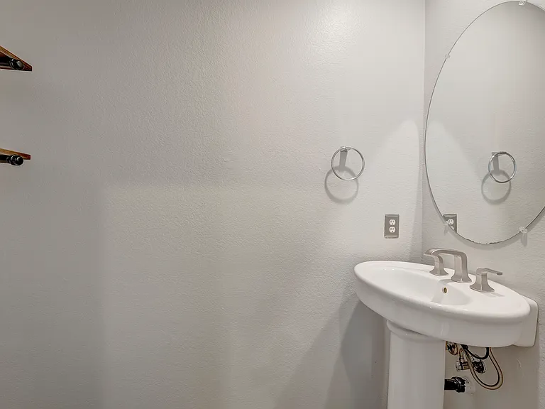 20 Trofello Ln — Photo 7