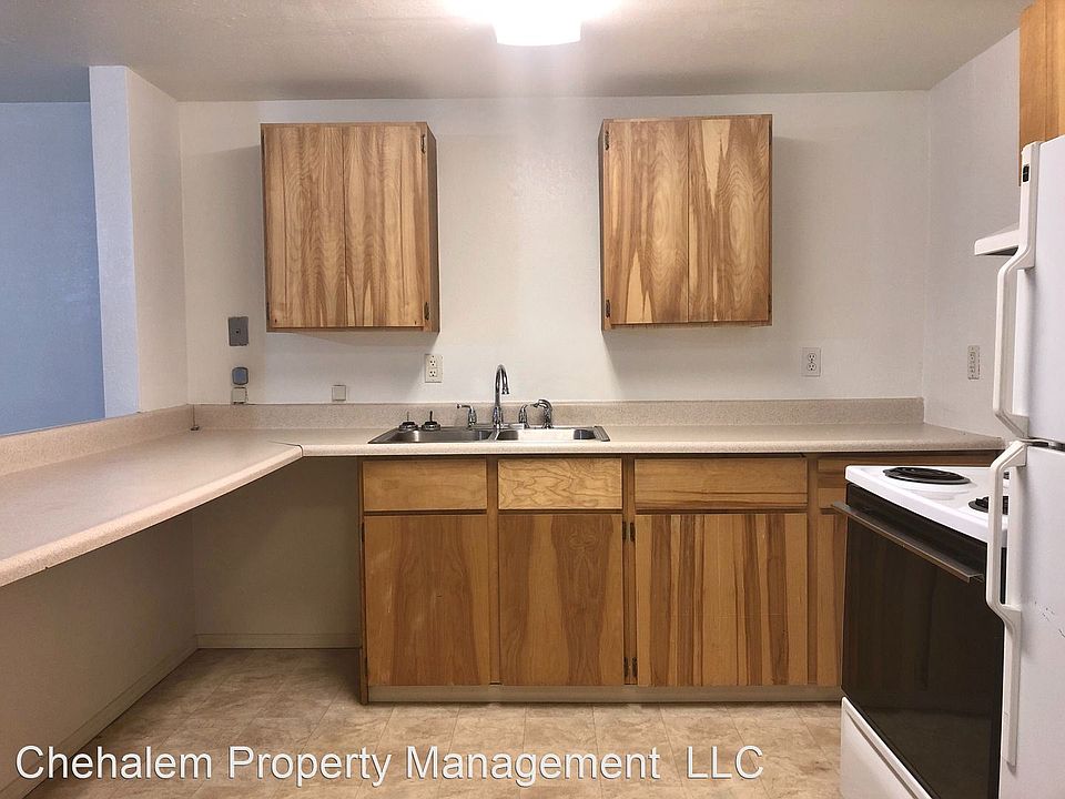 455 W. Main St. Apartments Carlton, OR Zillow