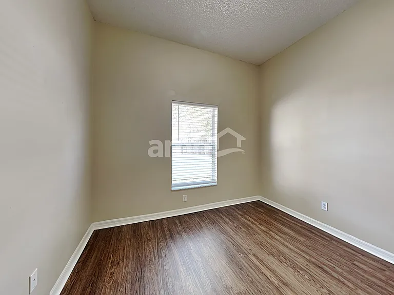554 Sedgewood Cir — Photo 13