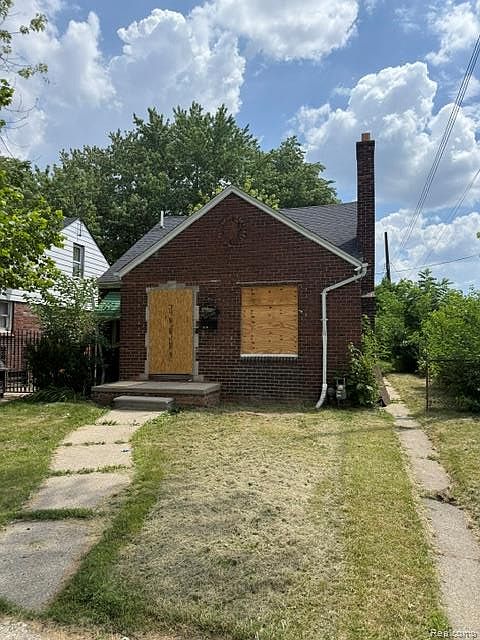 1st image of 19128 Fairport St