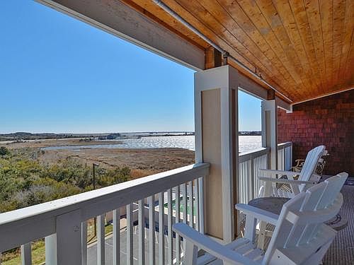 Balcony with sound view