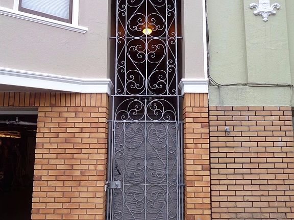 3rd image of 663 18th Ave