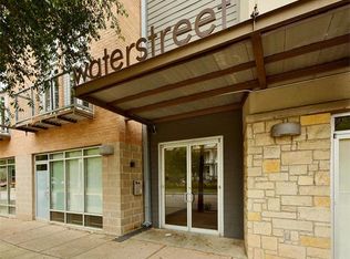 1601 E Cesar Chavez St APT 304, Austin, TX 78702