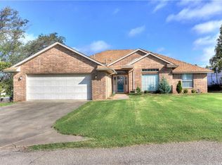 309 E 5th St, Hydro, OK 73048