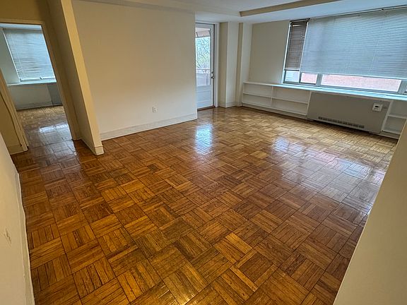 4th image of 1111 Arlington Blvd APT 442