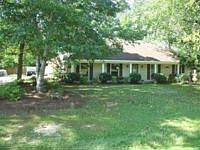1st image of 10 Peachtree Ln