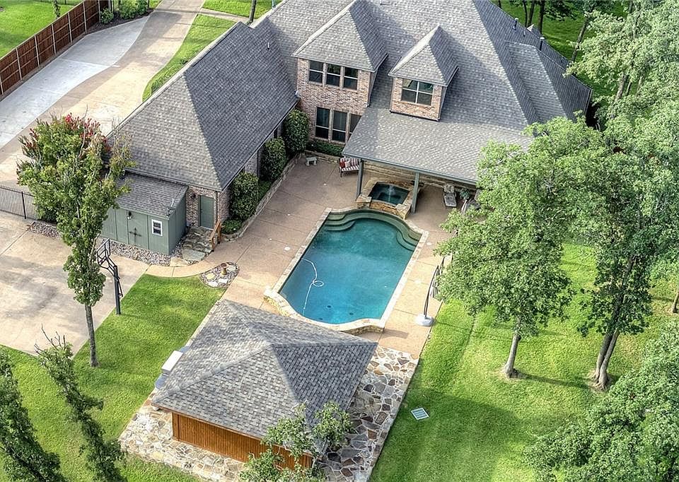 1st image of 6208 Toscana Cir