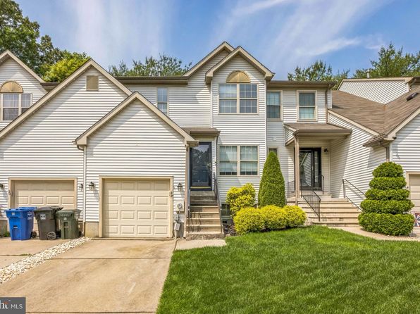 48 Woodstream Ct
