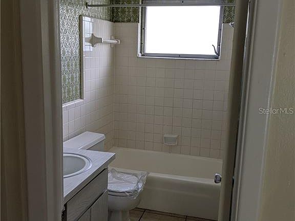 3rd image of 3545 30th Ave N APT 7