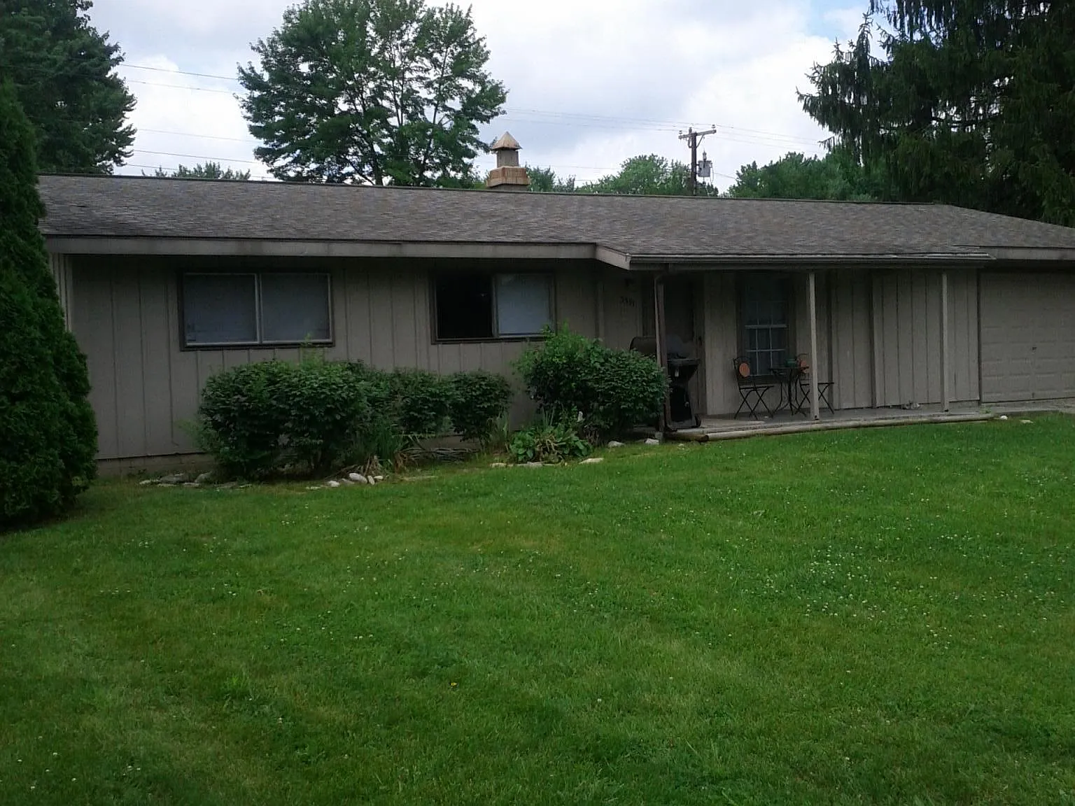 4 bed, 1.5 bath, 1500 sqft, $1,740 — Photo 1