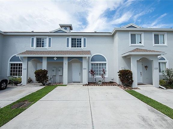 2nd image of 1119 SW 44th Ter