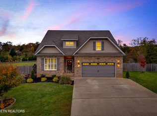 2317 Hickory Crest Ln, Knoxville, TN 37932