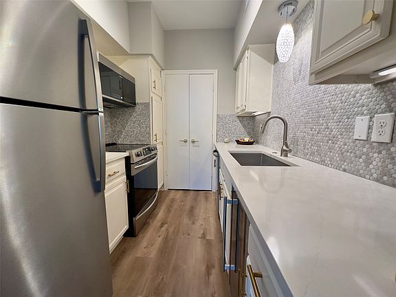 4th image of 6315 Campbell Rd APT 509