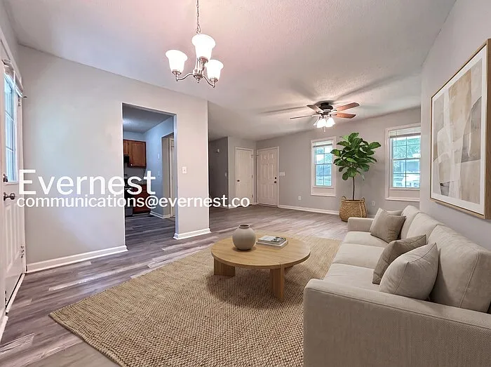229 Hampton Dr — Photo 7