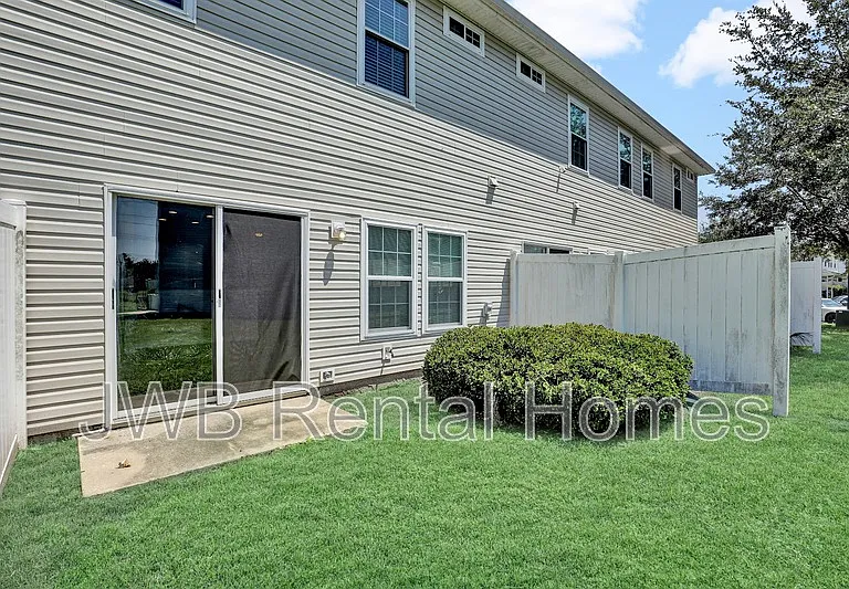 1512 Biscayne Bay Dr — Photo 16