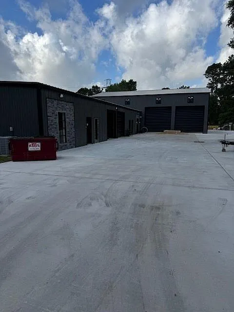 2 bed, 1.5 bath, 900 sqft, $1,500 — Photo 3