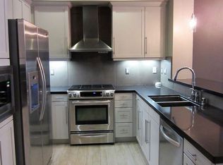 511 W Maple Ave, Orange, CA 92868
