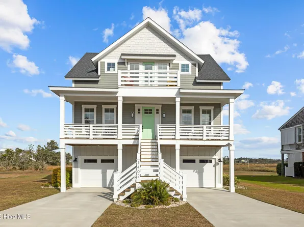1402 Olde Farm Road, Morehead City, NC 28557