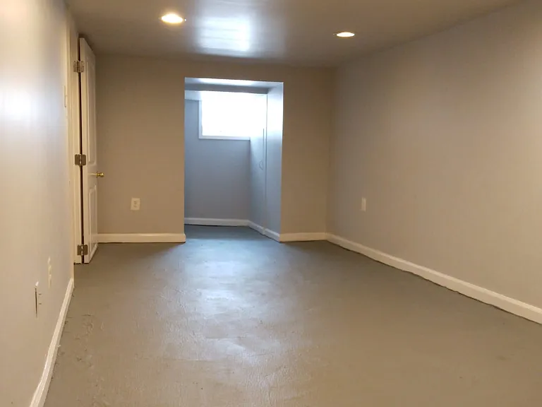 FINISHED BASEMENT