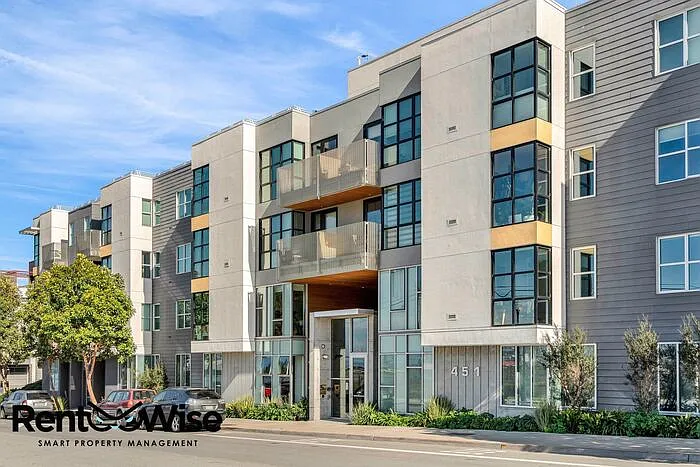451 Donahue St #307 — Photo 1