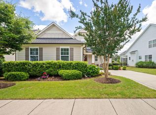 135 Heatherwood Dr, Chapel Hill, NC 27516