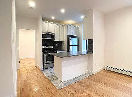1st image of 317 W 121st St APT 3B