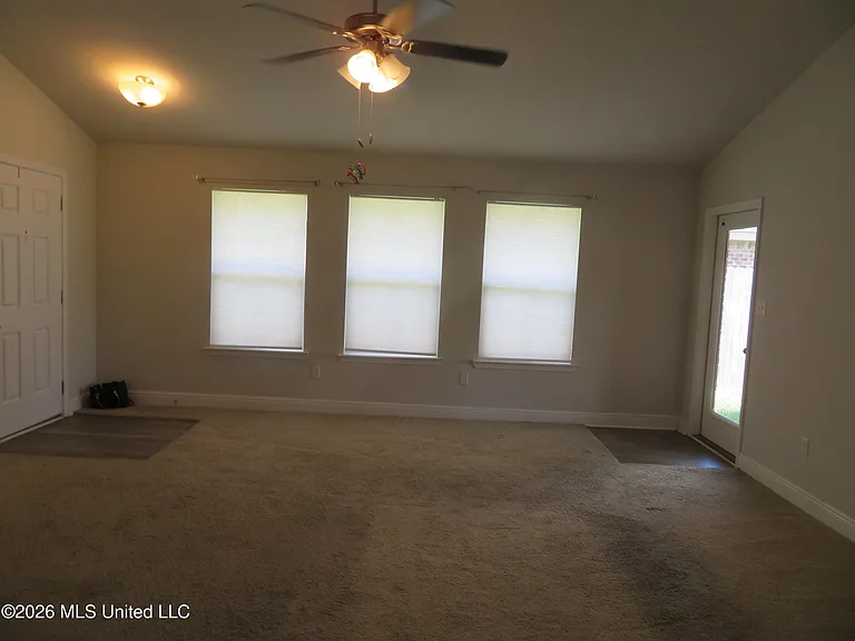 18172 Tiffany Renee Dr — Photo 4